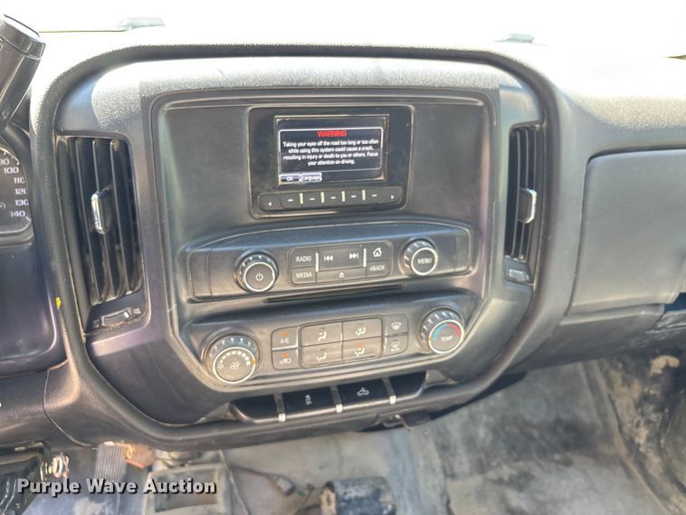 image for item DU1412 2015 Chevrolet Silverado 1500 pickup truck