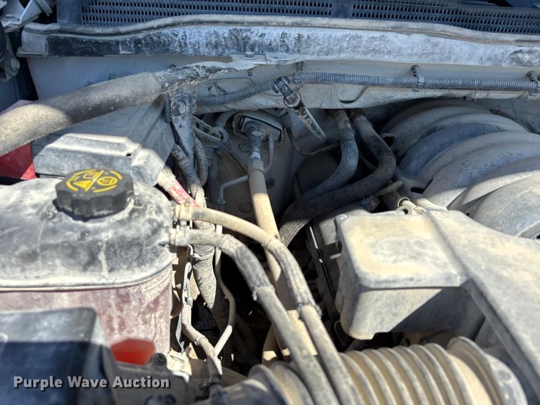 image for item DU1412 2015 Chevrolet Silverado 1500 pickup truck