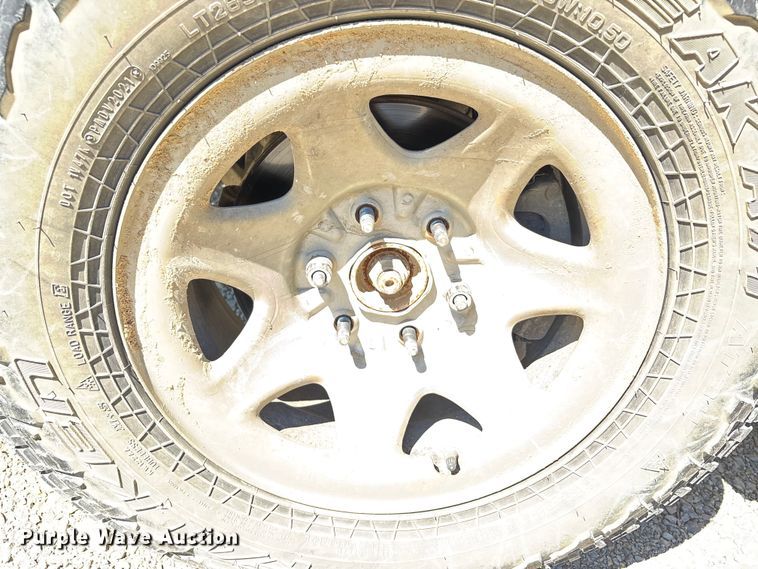 image for item DU1412 2015 Chevrolet Silverado 1500 pickup truck