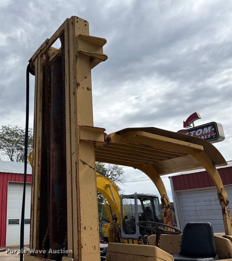 image for item DU1419 1957 Hyster Challenger 200 forklift