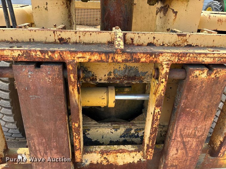 image for item DU1419 1957 Hyster Challenger 200 forklift