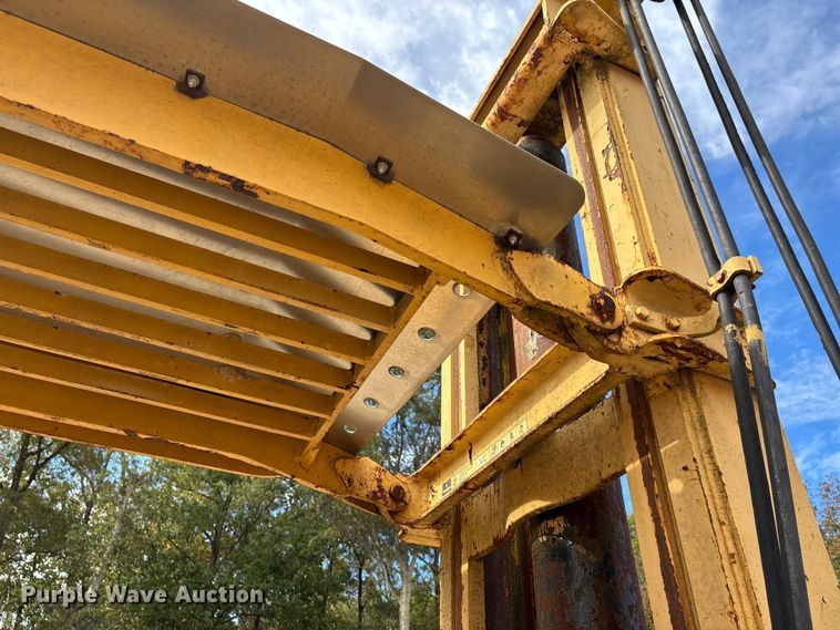 image for item DU1419 1957 Hyster Challenger 200 forklift