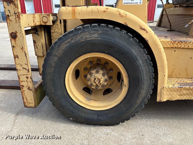 image for item DU1419 1957 Hyster Challenger 200 forklift