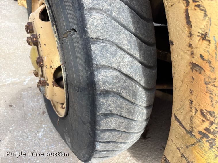 image for item DU1419 1957 Hyster Challenger 200 forklift