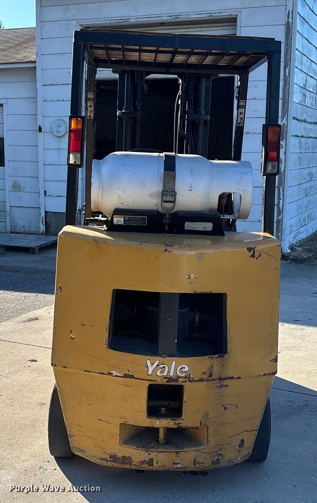 image for item DU1433 Yale GLC050RGNUAE084 forklift