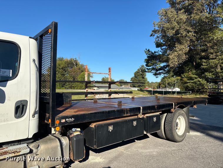 image for item DU1434 2019 Freightliner M2 flatbed truck