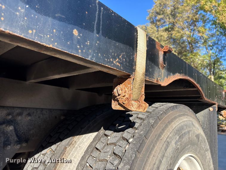 image for item DU1434 2019 Freightliner M2 flatbed truck