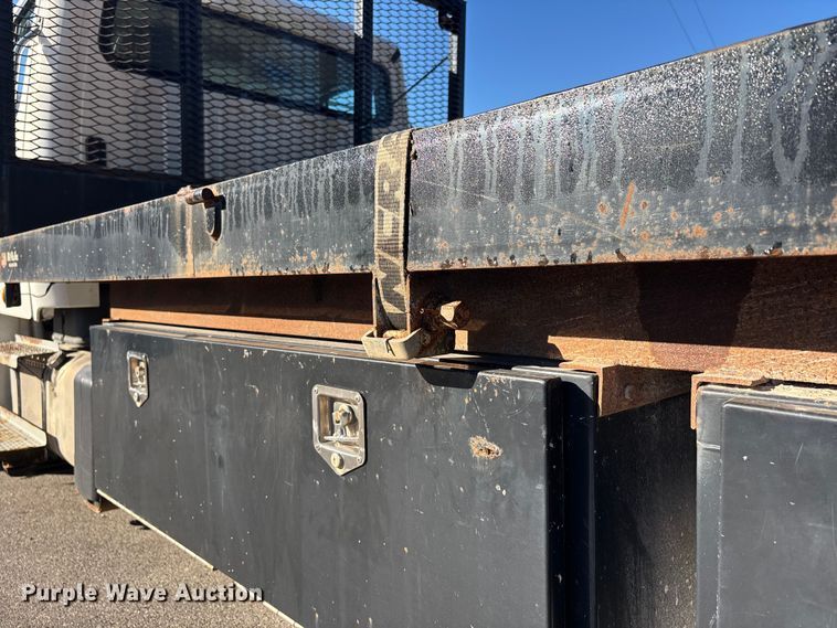 image for item DU1434 2019 Freightliner M2 flatbed truck