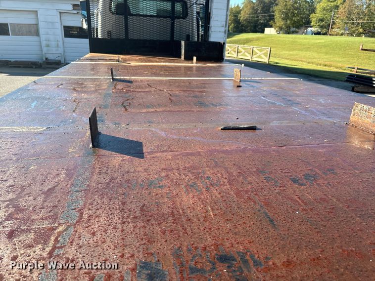 image for item DU1434 2019 Freightliner M2 flatbed truck