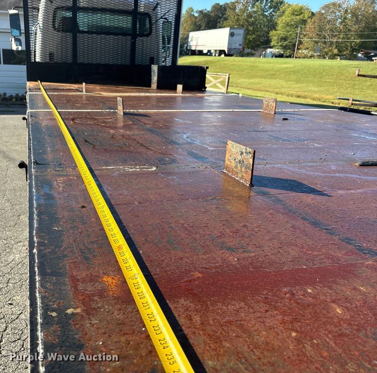 image for item DU1434 2019 Freightliner M2 flatbed truck