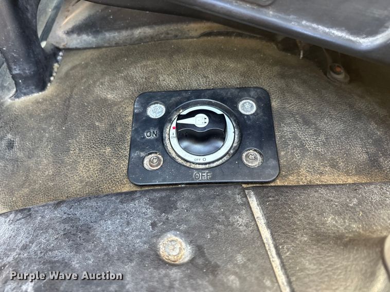 image for item DU1434 2019 Freightliner M2 flatbed truck