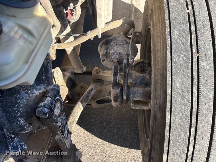 image for item DU1434 2019 Freightliner M2 flatbed truck