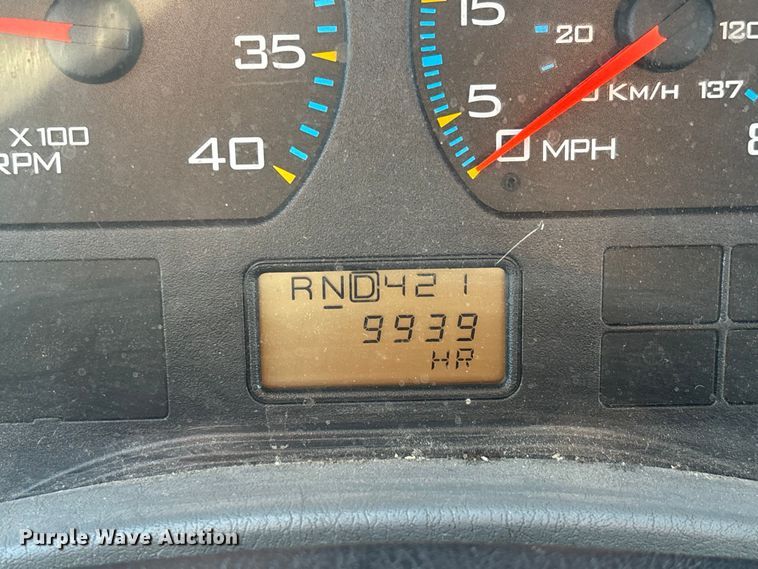 image for item DU1435 2007 International 4300 flatbed truck