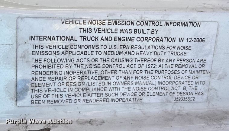 image for item DU1435 2007 International 4300 flatbed truck