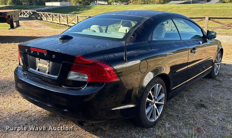 image for item DU1436 2011 Volvo C70 