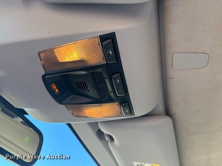 image for item DU1436 2011 Volvo C70 