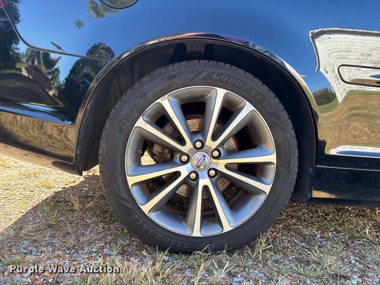 image for item DU1436 2011 Volvo C70 