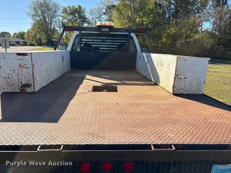 image for item DU1490 2009 Ford F350 Super Duty XL flatbed pickup truck