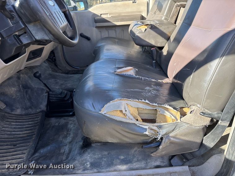 image for item DU1490 2009 Ford F350 Super Duty XL flatbed pickup truck