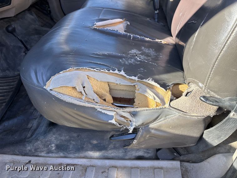 image for item DU1490 2009 Ford F350 Super Duty XL flatbed pickup truck