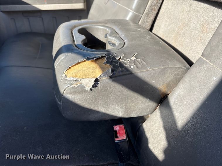 image for item DU1490 2009 Ford F350 Super Duty XL flatbed pickup truck