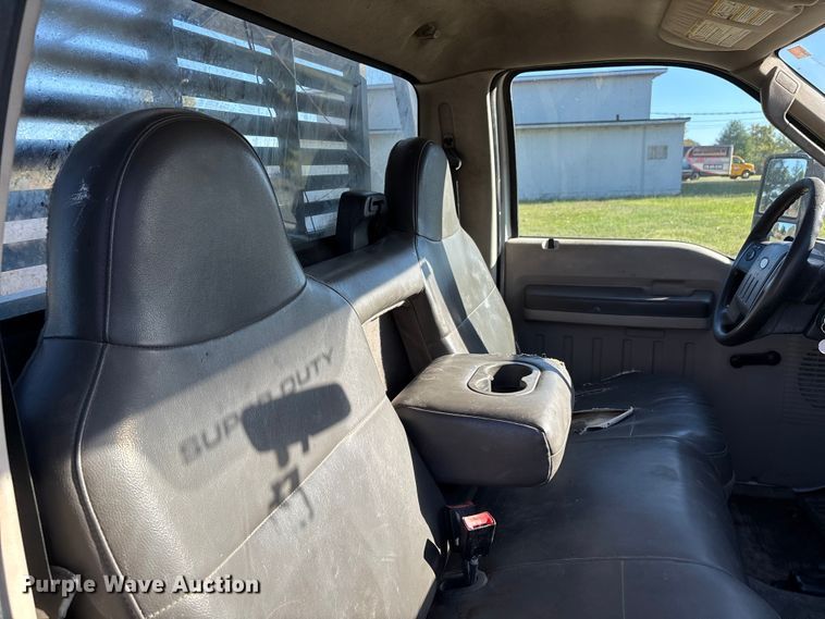 image for item DU1490 2009 Ford F350 Super Duty XL flatbed pickup truck