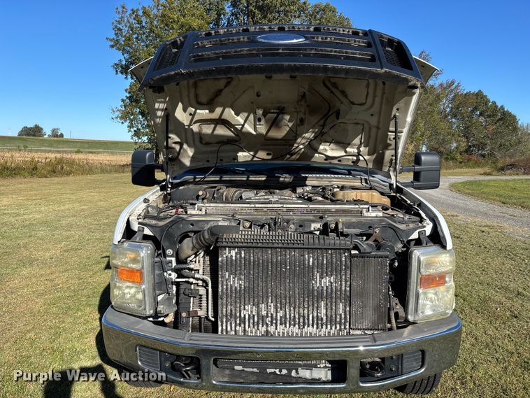 image for item DU1490 2009 Ford F350 Super Duty XL flatbed pickup truck