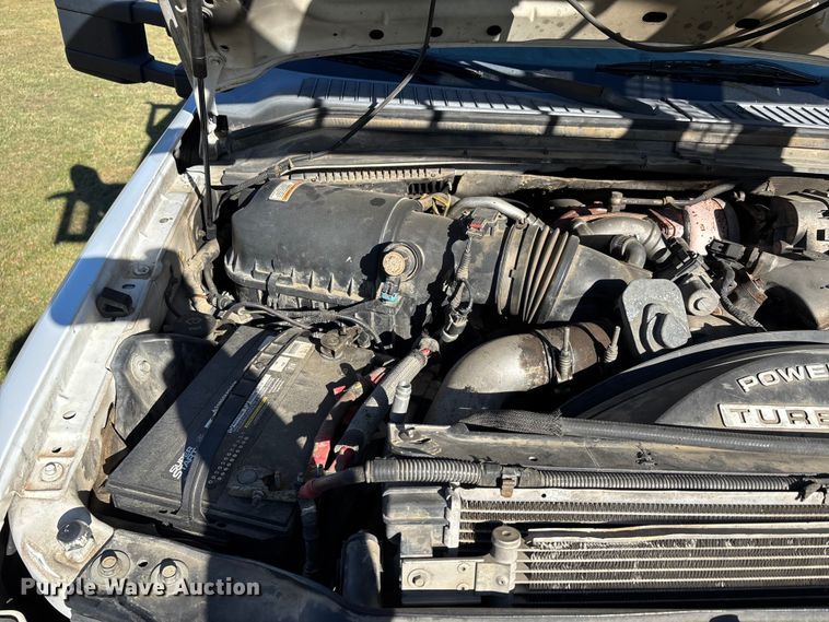 image for item DU1490 2009 Ford F350 Super Duty XL flatbed pickup truck