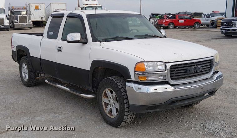 image for item DU3623 2001 GMC Sierra 1500 Ext. Cab pickup truck