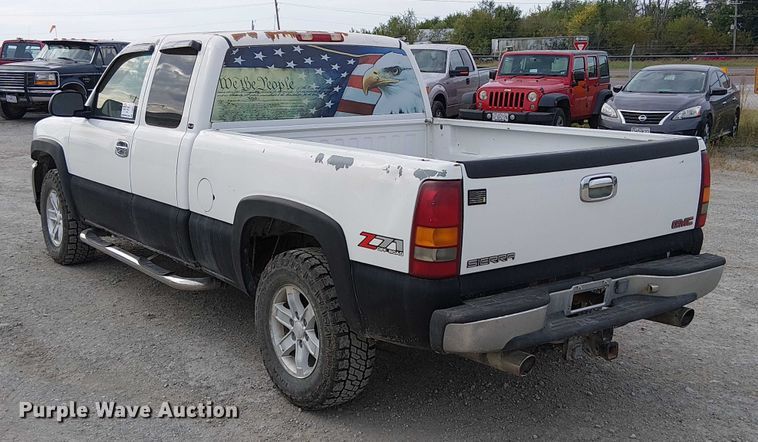 image for item DU3623 2001 GMC Sierra 1500 Ext. Cab pickup truck