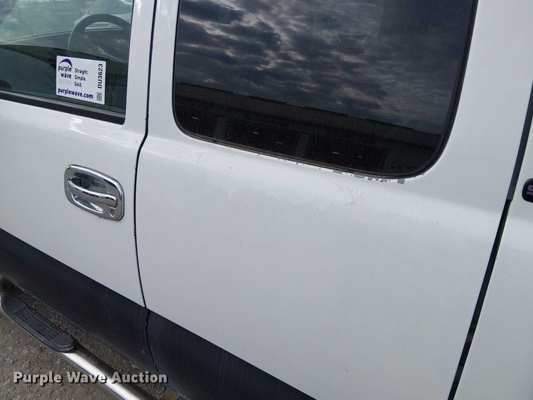 image for item DU3623 2001 GMC Sierra 1500 Ext. Cab pickup truck