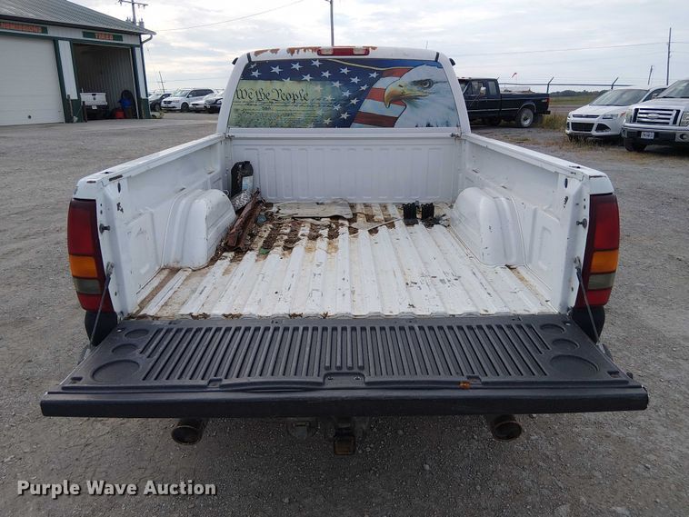 image for item DU3623 2001 GMC Sierra 1500 Ext. Cab pickup truck