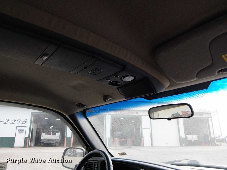 image for item DU3623 2001 GMC Sierra 1500 Ext. Cab pickup truck