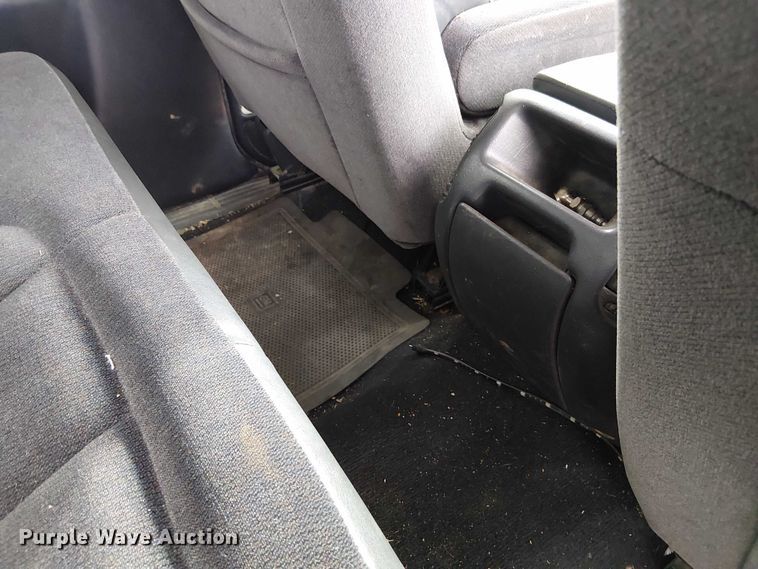 image for item DU3623 2001 GMC Sierra 1500 Ext. Cab pickup truck