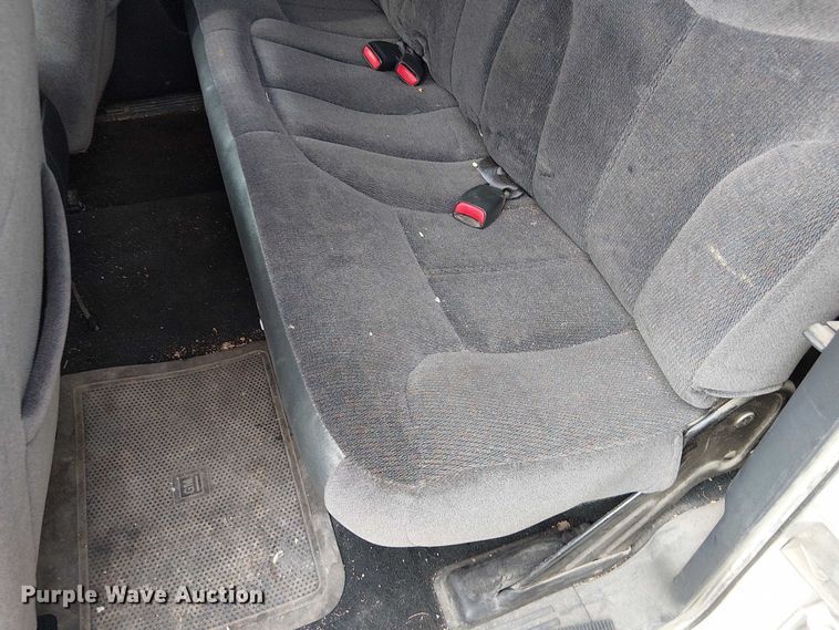 image for item DU3623 2001 GMC Sierra 1500 Ext. Cab pickup truck