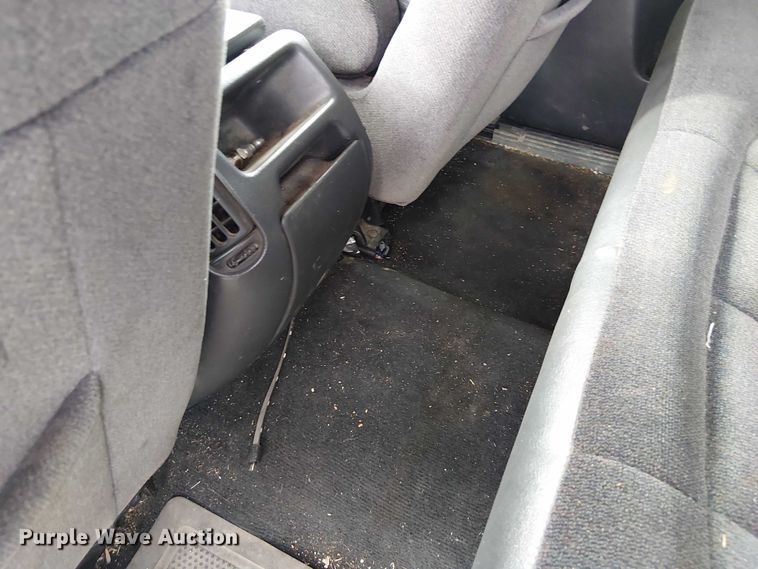 image for item DU3623 2001 GMC Sierra 1500 Ext. Cab pickup truck