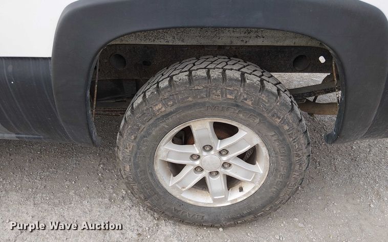 image for item DU3623 2001 GMC Sierra 1500 Ext. Cab pickup truck