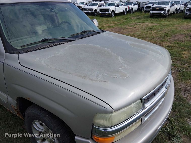 image for item DU3624 2005 Chevrolet Suburban 1500 SUV