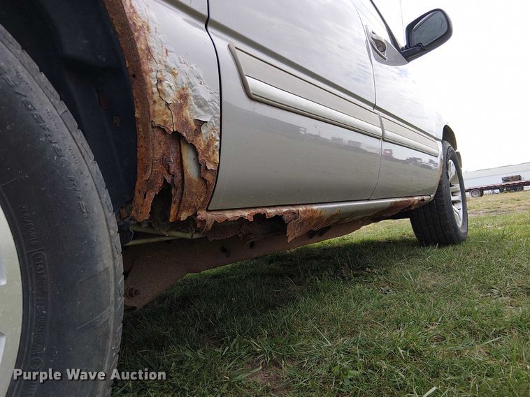 image for item DU3624 2005 Chevrolet Suburban 1500 SUV