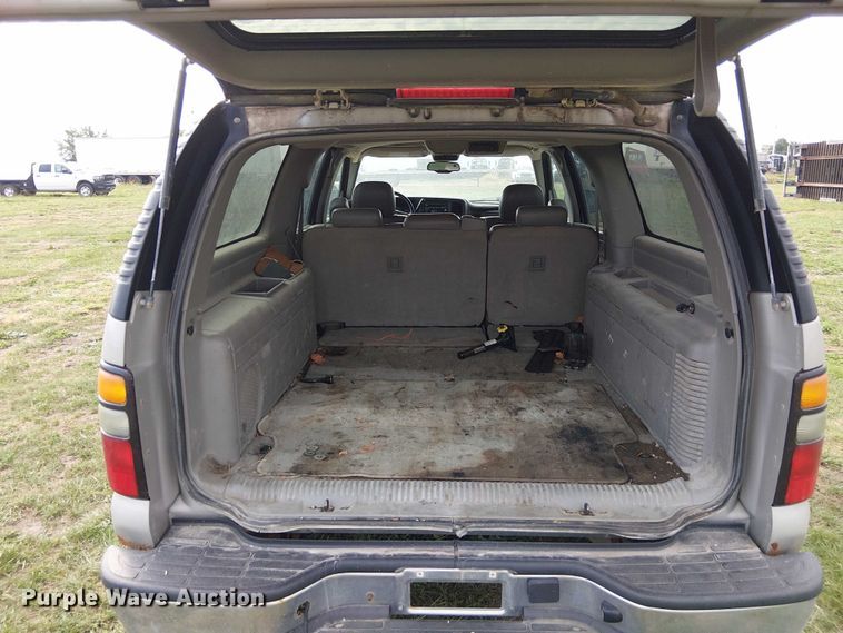 image for item DU3624 2005 Chevrolet Suburban 1500 SUV