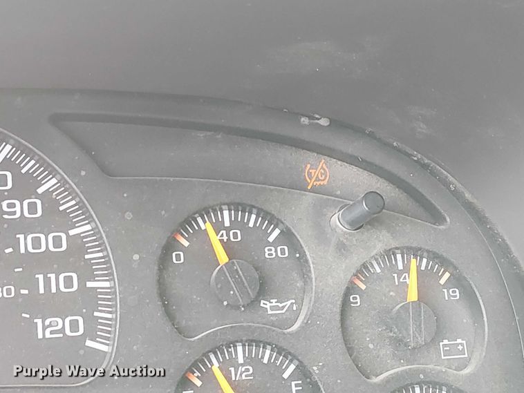 image for item DU3624 2005 Chevrolet Suburban 1500 SUV