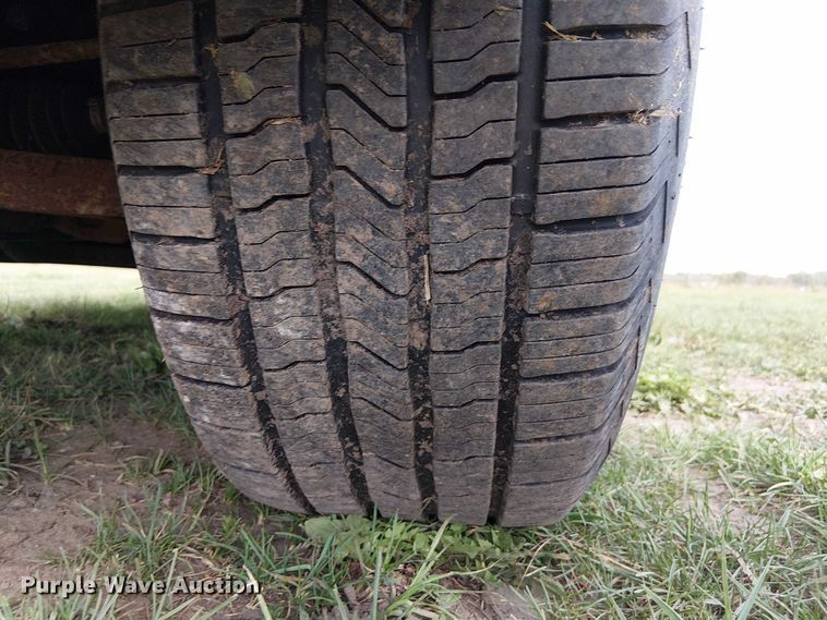 image for item DU3624 2005 Chevrolet Suburban 1500 SUV