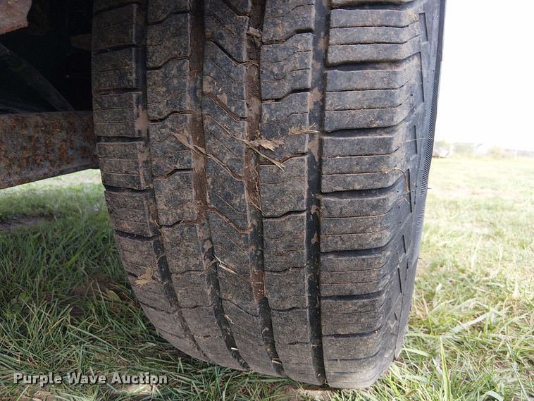 image for item DU3624 2005 Chevrolet Suburban 1500 SUV