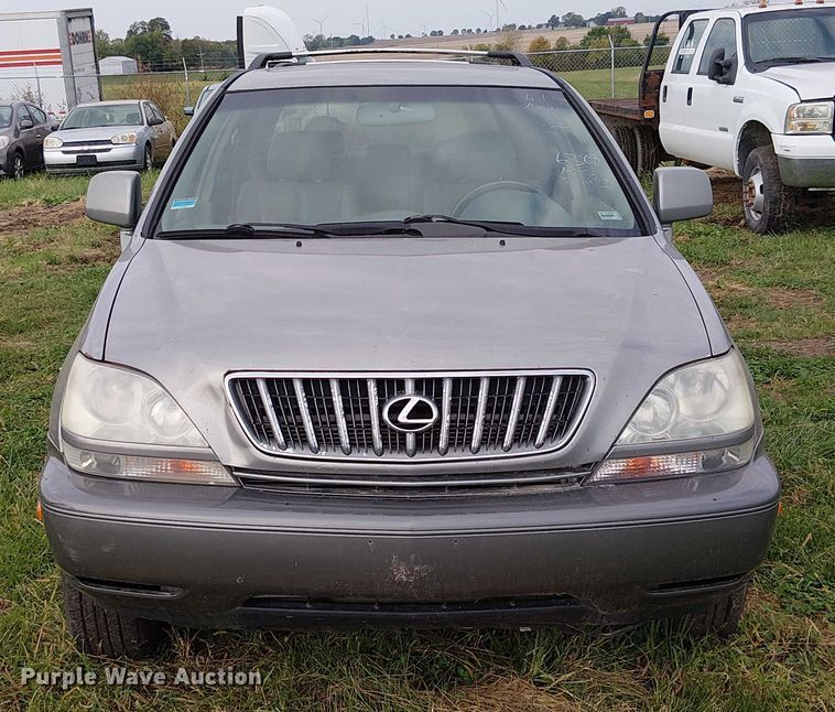 image for item DU3625 2001 Lexus RX300  SUV