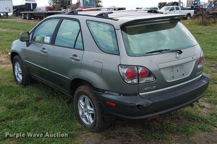 image for item DU3625 2001 Lexus RX300  SUV