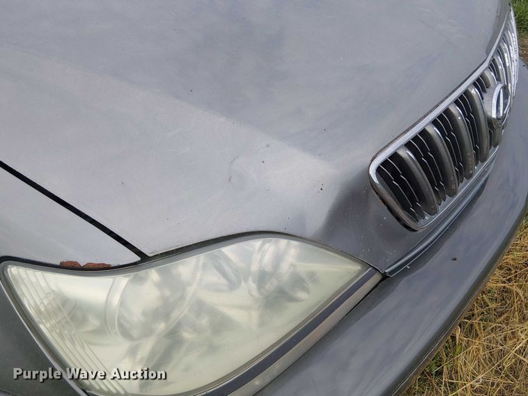 image for item DU3625 2001 Lexus RX300  SUV