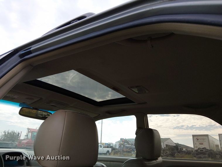 image for item DU3625 2001 Lexus RX300  SUV