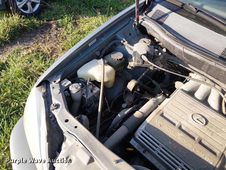 image for item DU3625 2001 Lexus RX300  SUV