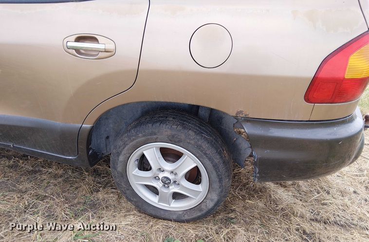 image for item DU3626 2004 Hyundai Santa Fe SUV