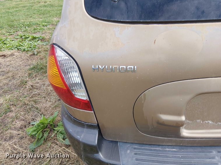 image for item DU3626 2004 Hyundai Santa Fe SUV